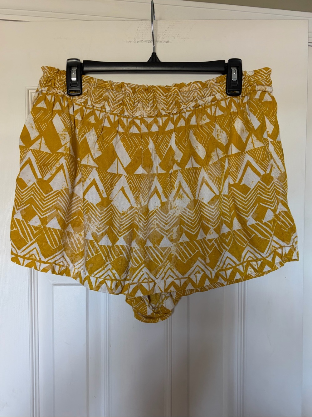 Anthropologie Yellow and White Printed Smocked Waistband Shorts - Picture 6 of 8